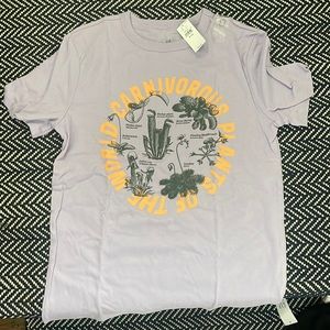 Gap t shirt size 12 - Carnivores of the World